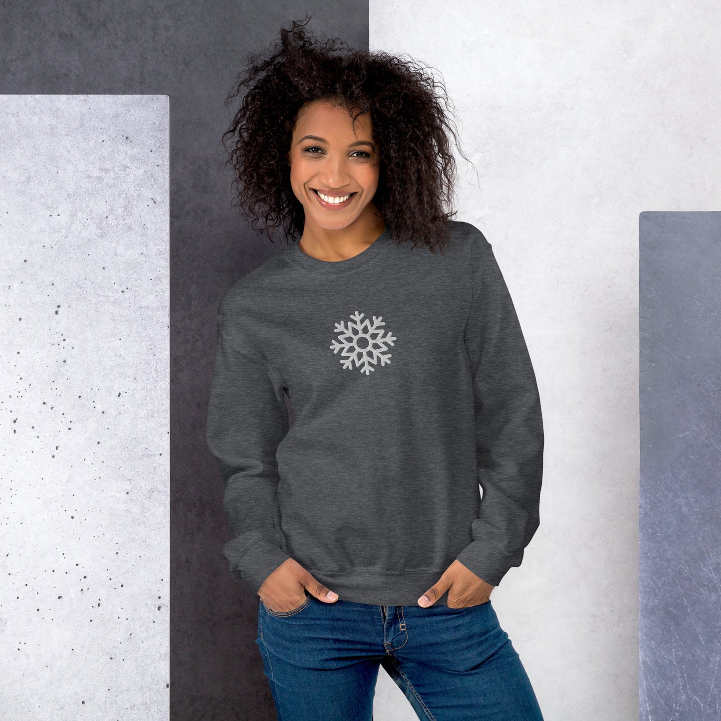 Snowflake Embroidered Unisex Sweatshirt 2